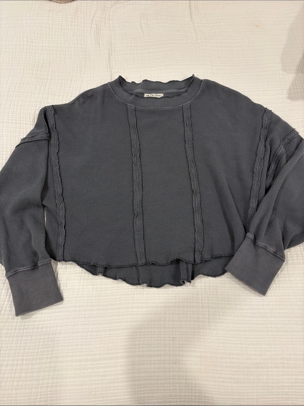 We The Free Women’s Washed Charcoal Thermal Cropped Top